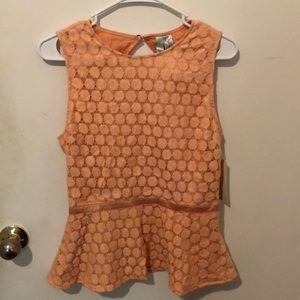 NWT Forever 21 peach knit top. US M.